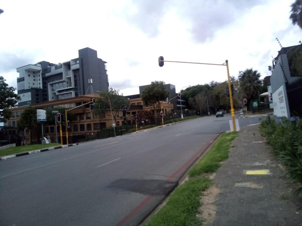 La One Rosebank Stay Johannesburg Exterior foto